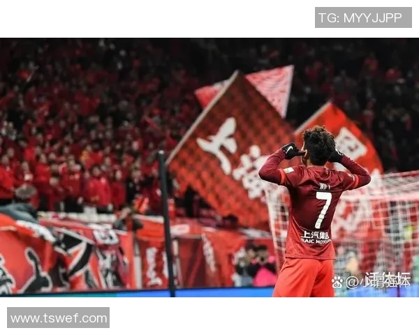 中超赛场武磊梅开二度助球队获胜展现出色状态