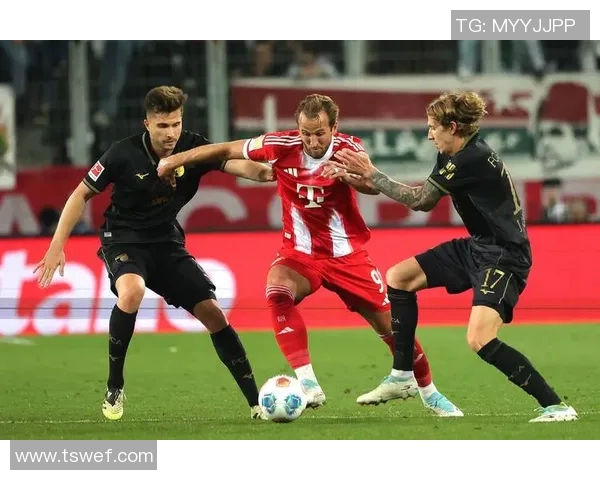 拜仁慕尼黑狂胜奥格斯堡，豪取德甲联赛三分！